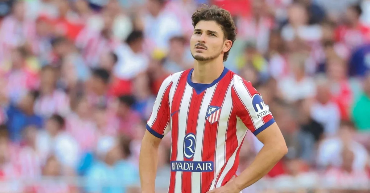 Álvarez sets the stands alight: Atlético survive a crazy night against Villarreal - Goal.com